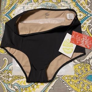Kortni Jeane Black Bottoms